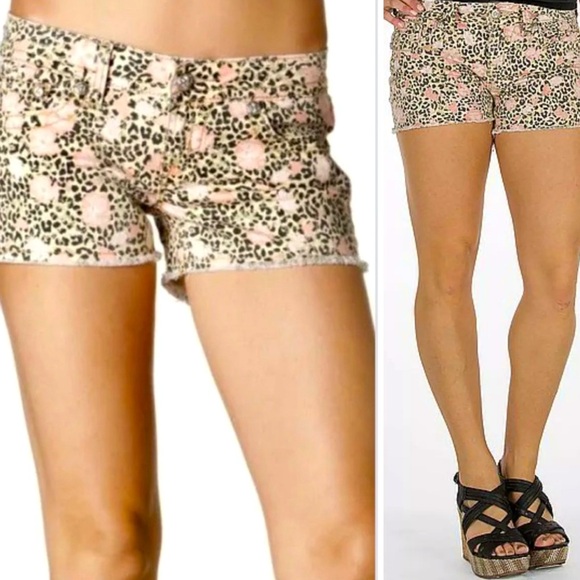 Miss Me Jeans Shorts Low Rise Hibiscus Floral Leopard Print Cut Off Denim 25 - Picture 15 of 16